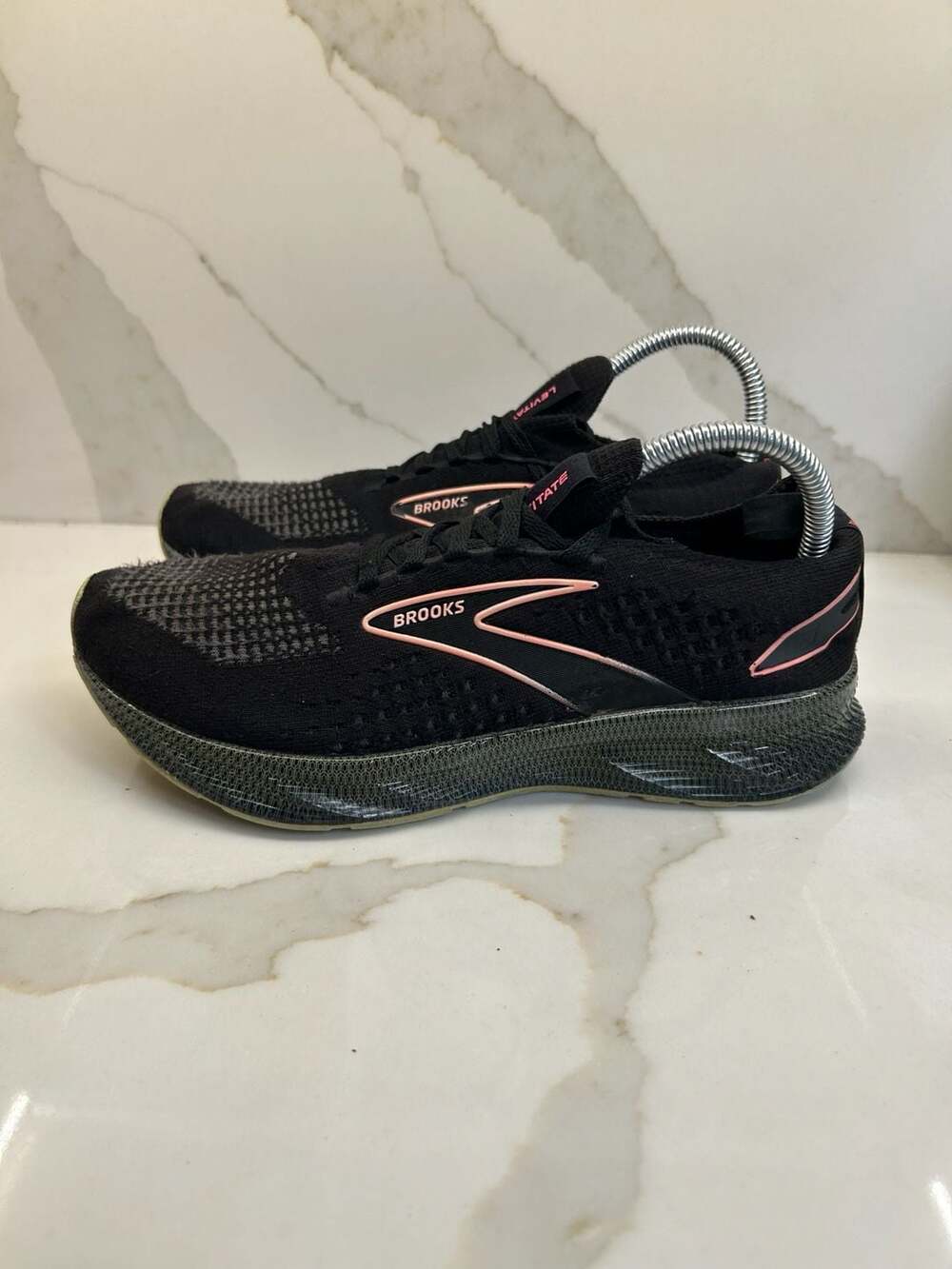 Brooks Levitate StealthFit 5 Black Pink Running Shoes ( Size: 9)